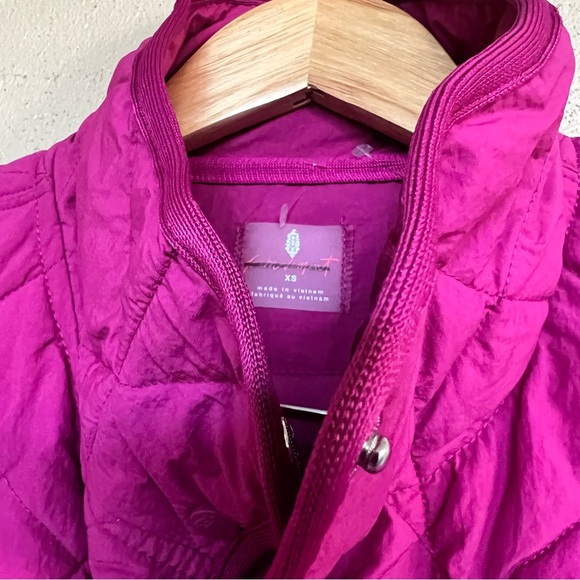 NWOT Free People Movement Quinn Quilted Puffer Vest - Sz Extra Small in Pink - Picture 7 of 9